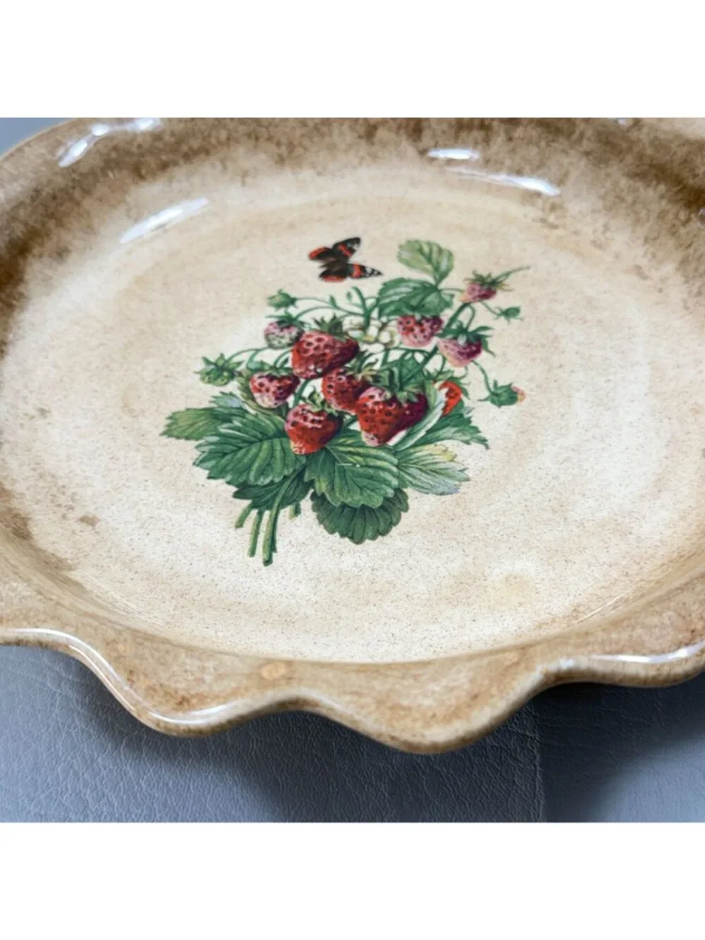 Vintage Bell Ceramics Strawberry Pie Plate Hand Painted Signed Bain 1980